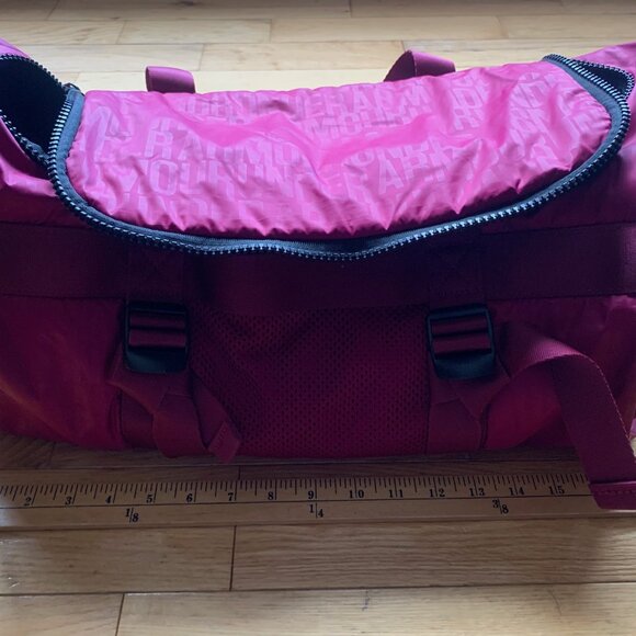 Under Armour Pink Duffel Bag | Lightweight Gym / Travel Bag - Picture 6 of 6